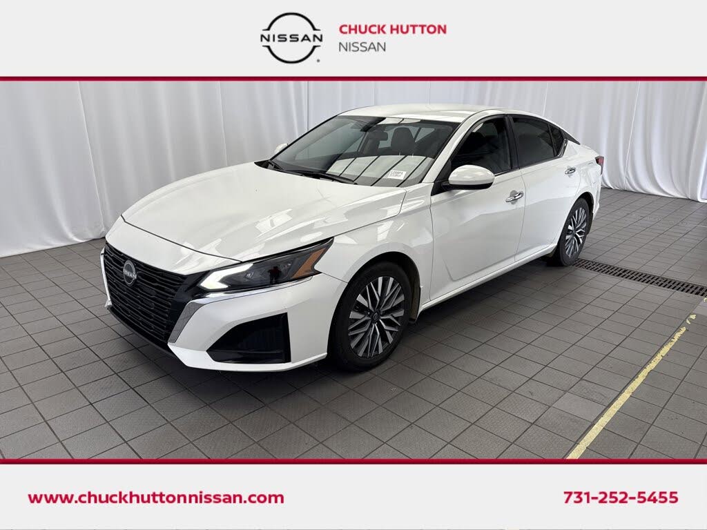 2023 Nissan Altima 2.5 SV FWD