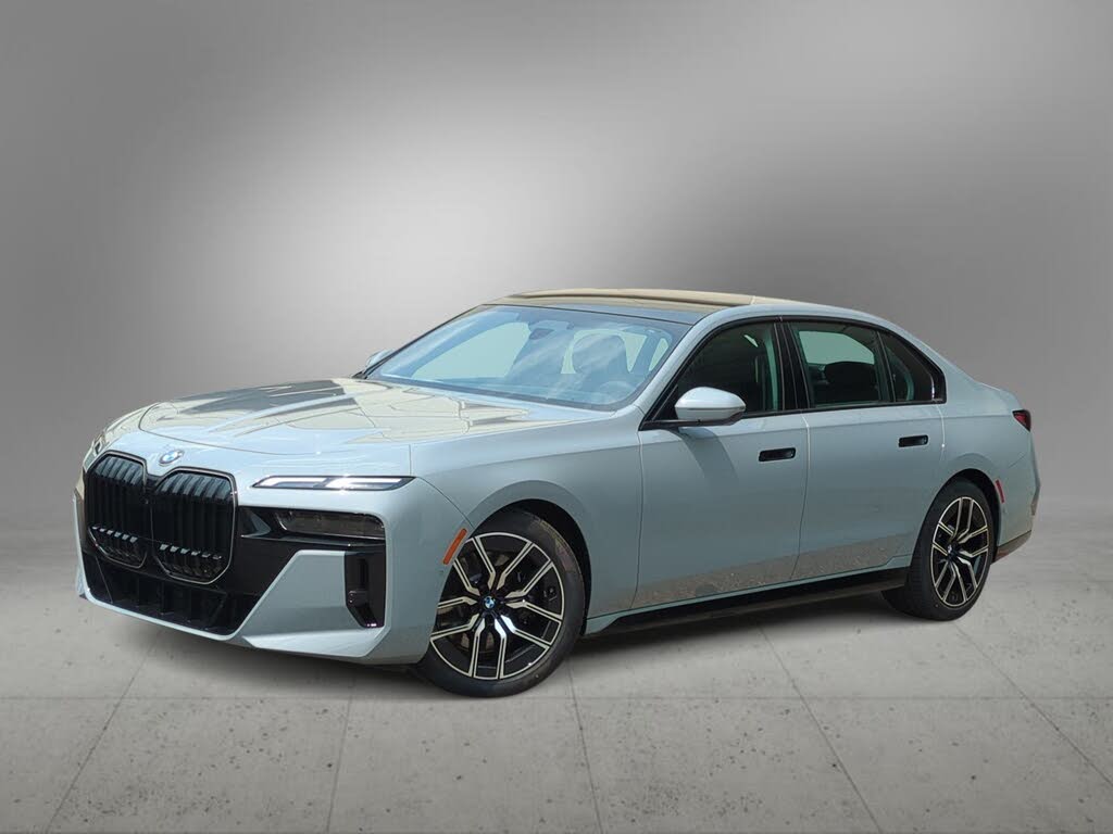 2025 BMW 7 Series 740i xDrive