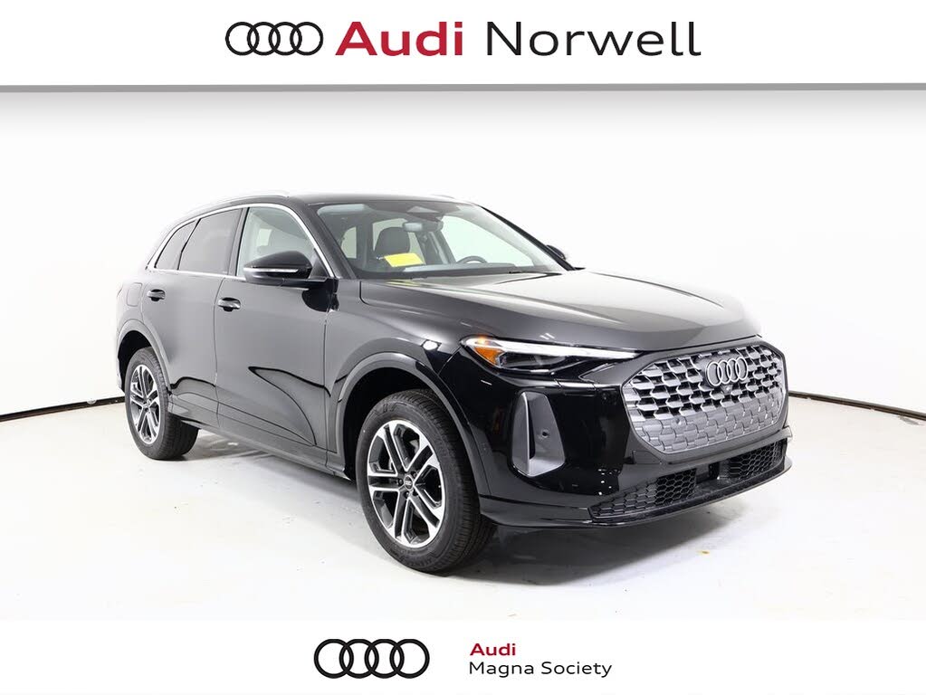 2025 Audi Q5 quattro Premium 40 TFSI