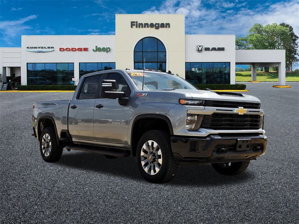 2025 Chevrolet Silverado 2500HD Custom Crew Cab 4WD