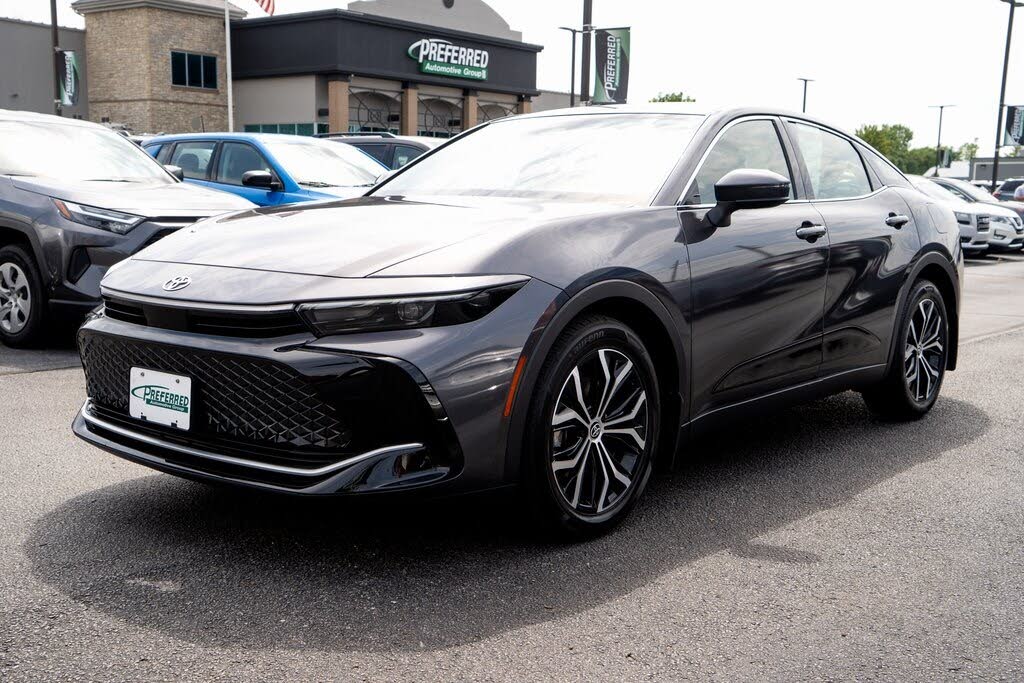 2023 Toyota Crown XLE AWD