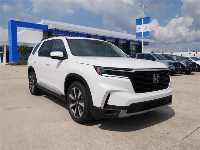 2025 Honda Pilot Touring AWD