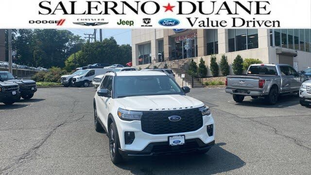2025 Ford Explorer ST-Line AWD