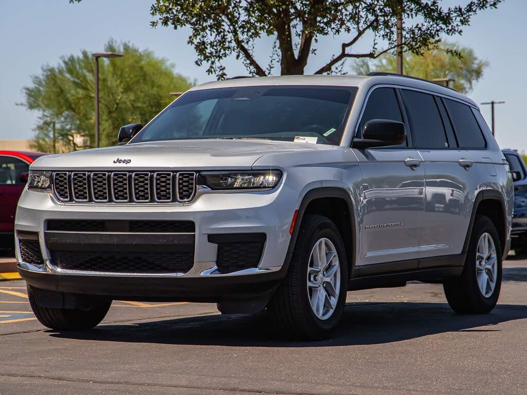 2024 Jeep Grand Cherokee L Laredo RWD