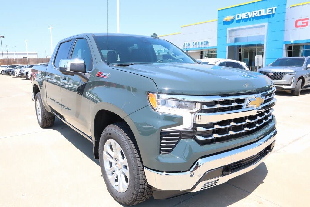 2026 Chevrolet Silverado 1500 LTZ Crew Cab 4WD
