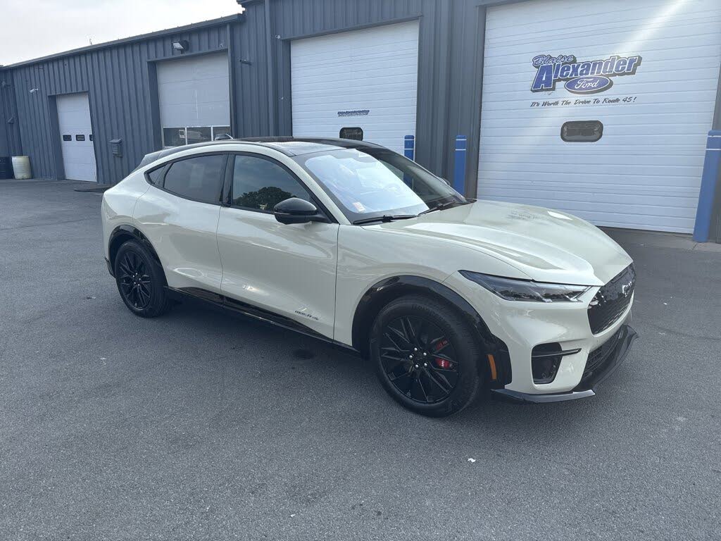 2025 Ford Mustang Mach-E Premium AWD