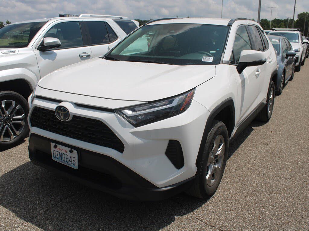 2024 Toyota RAV4 Hybrid XLE AWD