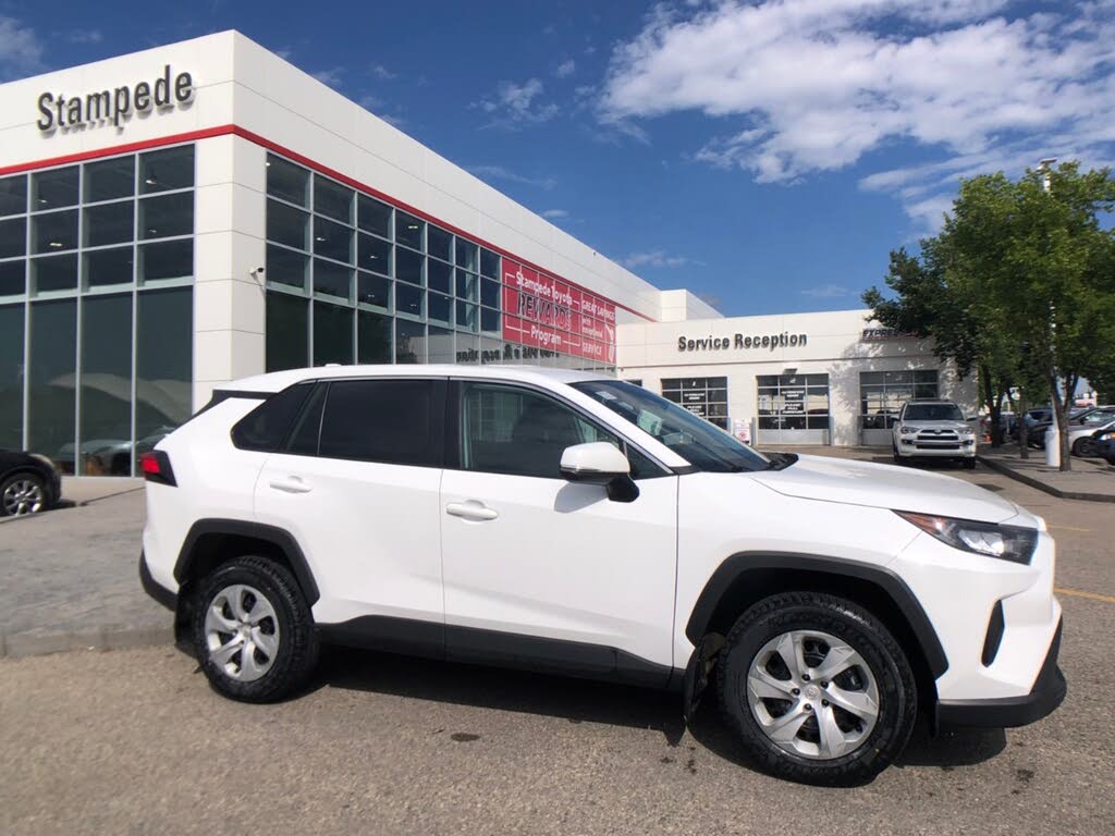2024 Toyota RAV4 LE AWD