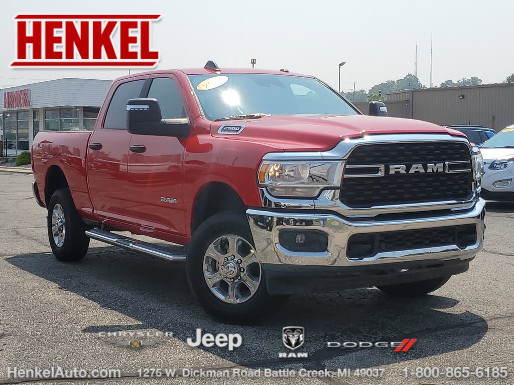 2024 RAM 2500 Big Horn Crew Cab 4WD