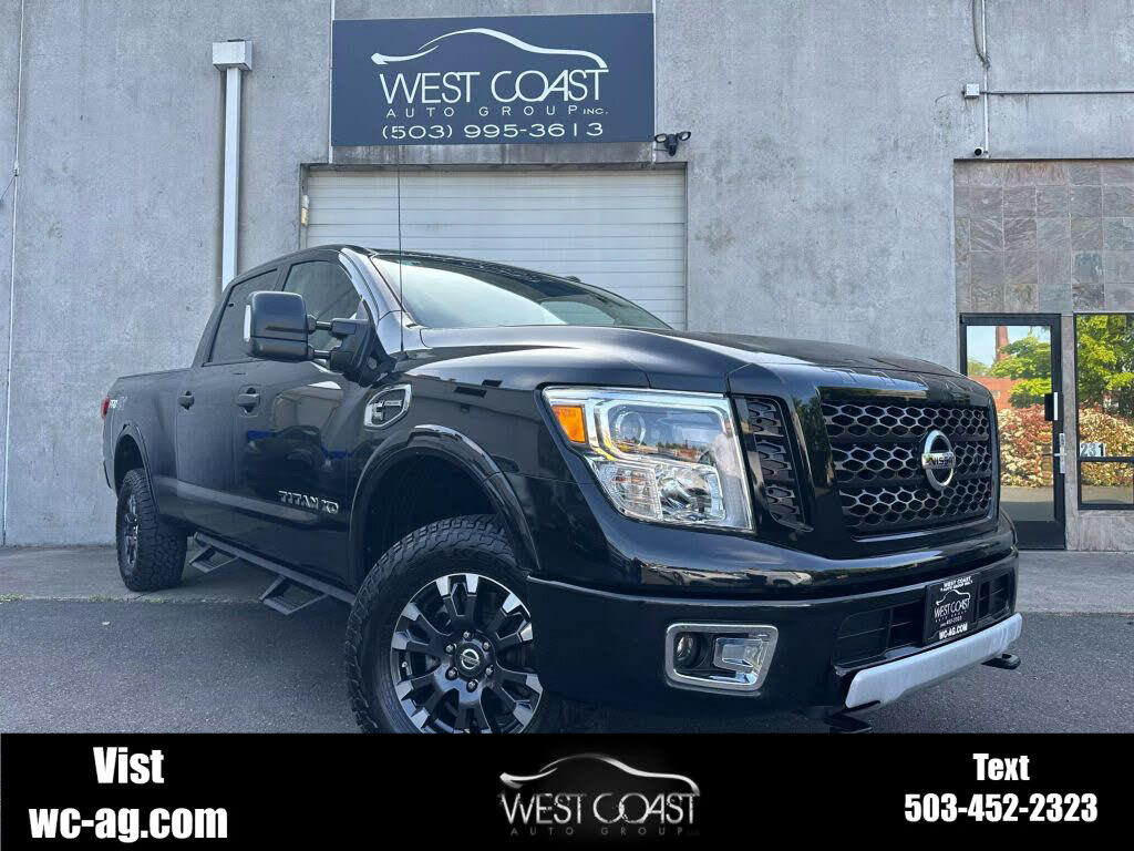 2018 Nissan Titan XD PRO-4X Crew Cab 4WD