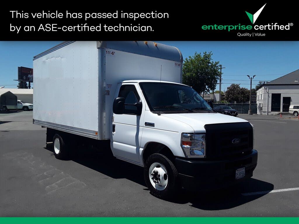 2022 Ford E-Series Chassis E-350 SD Cutaway SB RWD