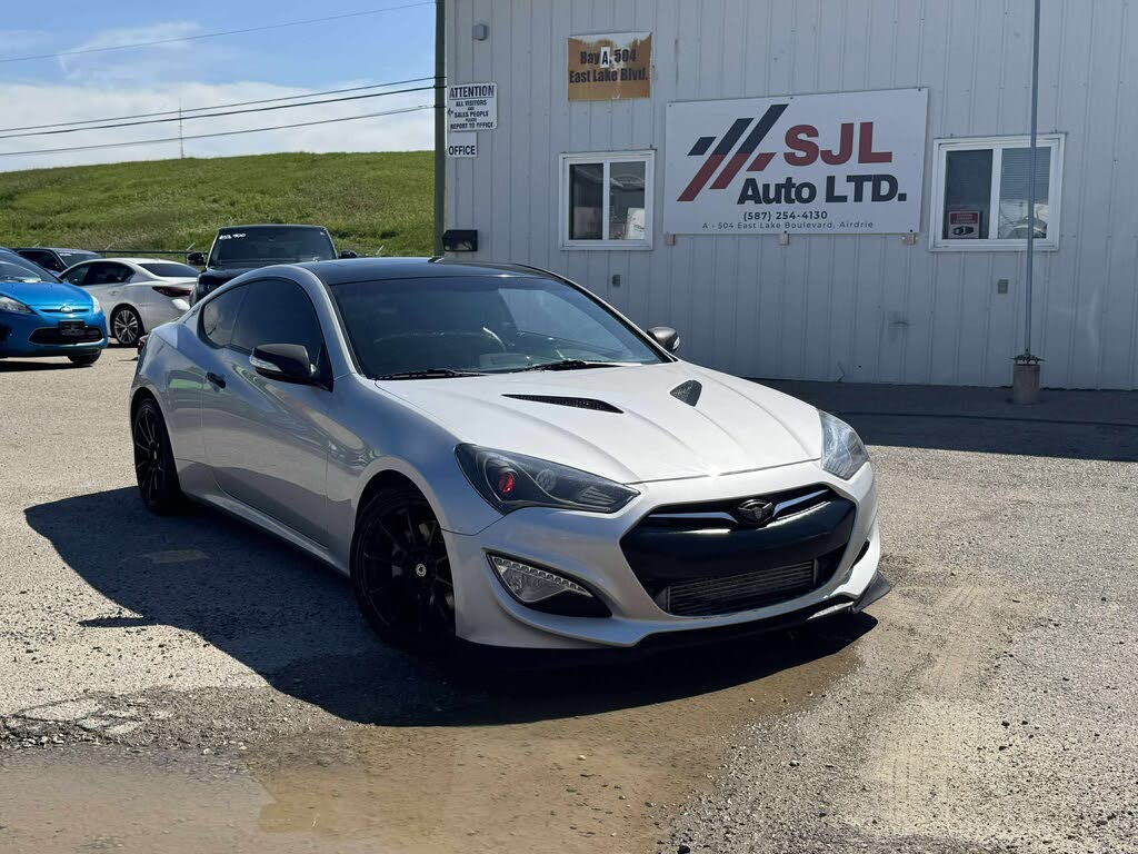 2014 Hyundai Genesis Coupe 2.0T Premium RWD
