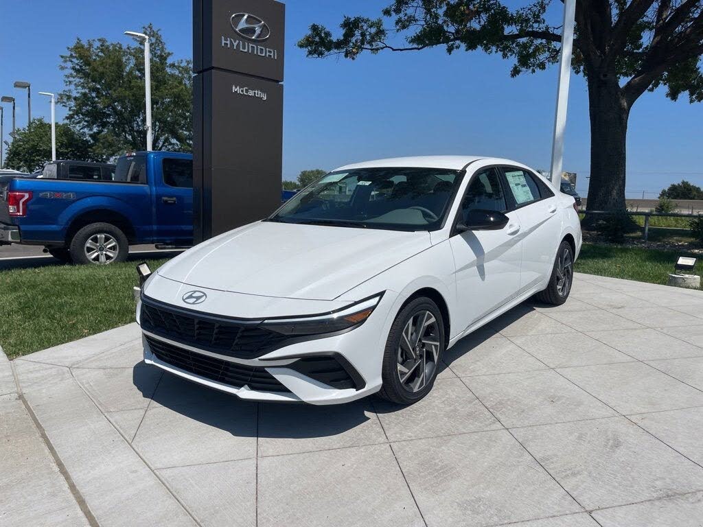 2025 Hyundai Elantra Hybrid SEL Sport FWD