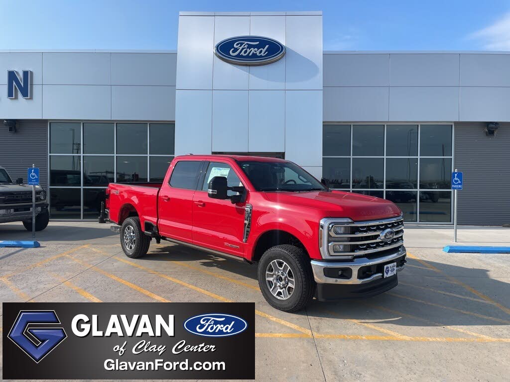 2025 Ford F-250 Super Duty Lariat Crew Cab 4WD