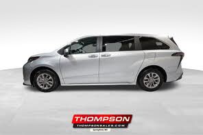 Toyota Sienna XLE 7-Passenger FWD