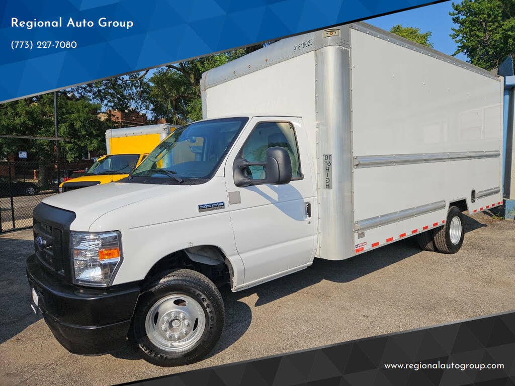 2021 Ford E-Series Chassis E-350 SD DRW Cutaway LB RWD