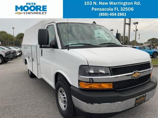 2025 Chevrolet Express Chassis 3500 Cutaway 139