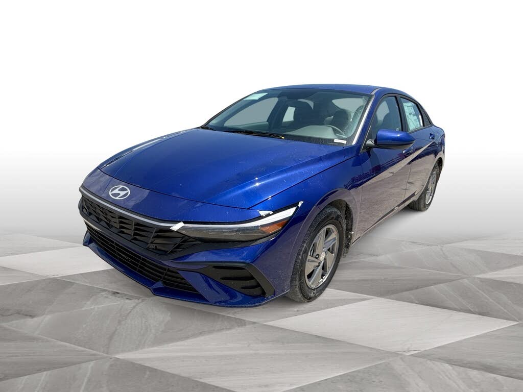 2025 Hyundai Elantra SE FWD