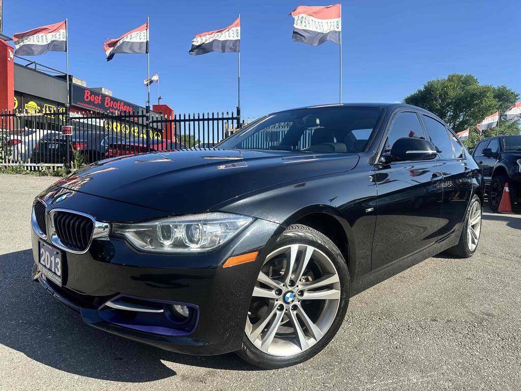BMW 3 Series 328i xDrive Sedan AWD 2013