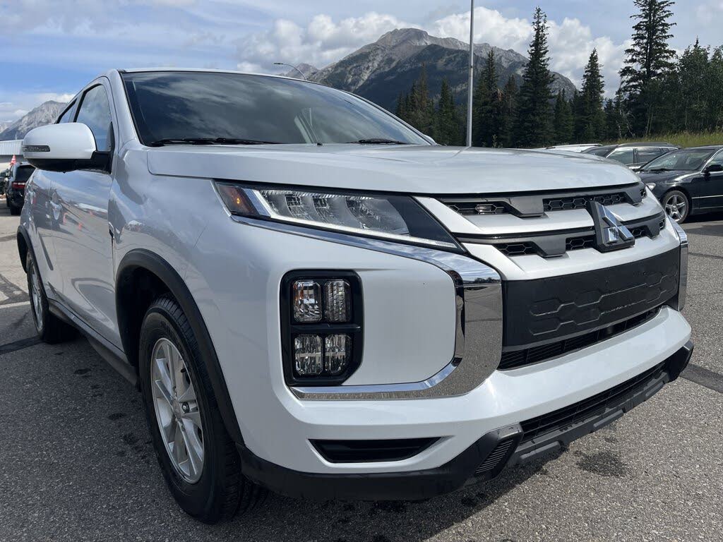 2022 Mitsubishi RVR SE AWC