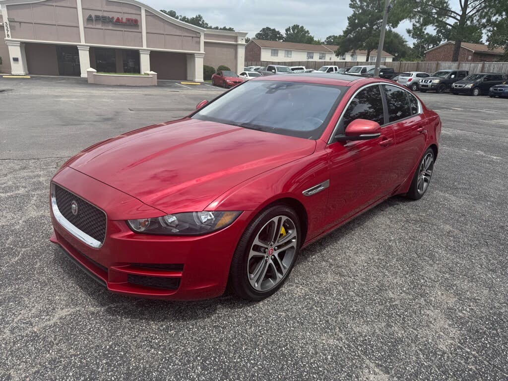 2017 Jaguar XE 35t Premium RWD