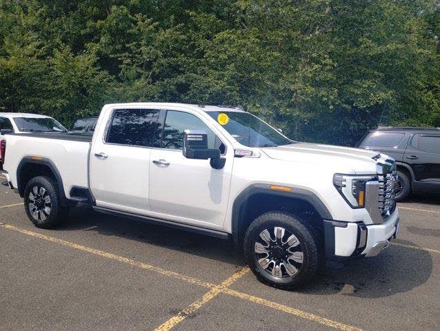 2024 GMC Sierra 2500HD Denali Crew Cab 4WD