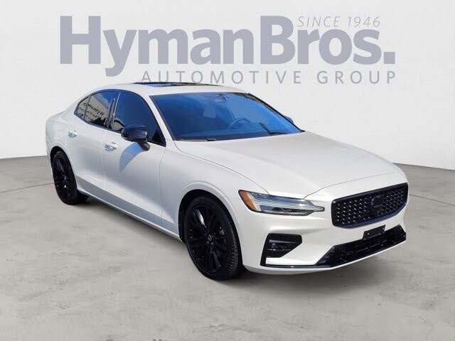 2024 Volvo S60 B5 Plus Black Edition AWD