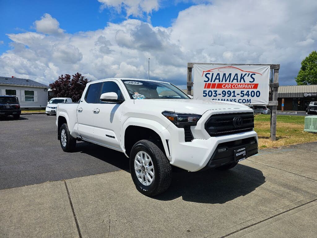 2024 Toyota Tacoma SR5 Double Cab 4WD