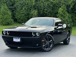 Dodge Challenger SXT AWD