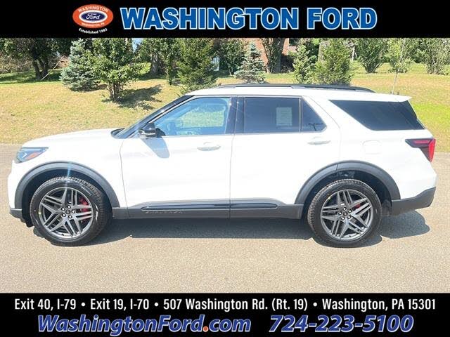 2025 Ford Explorer ST-Line AWD