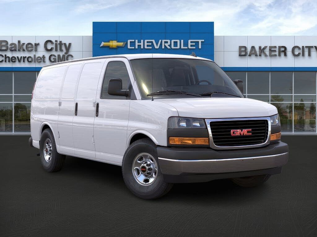2025 GMC Savana Cargo 3500 RWD
