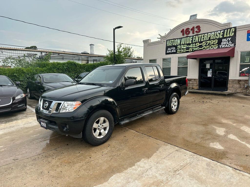 2013 Nissan Frontier SV Crew Cab