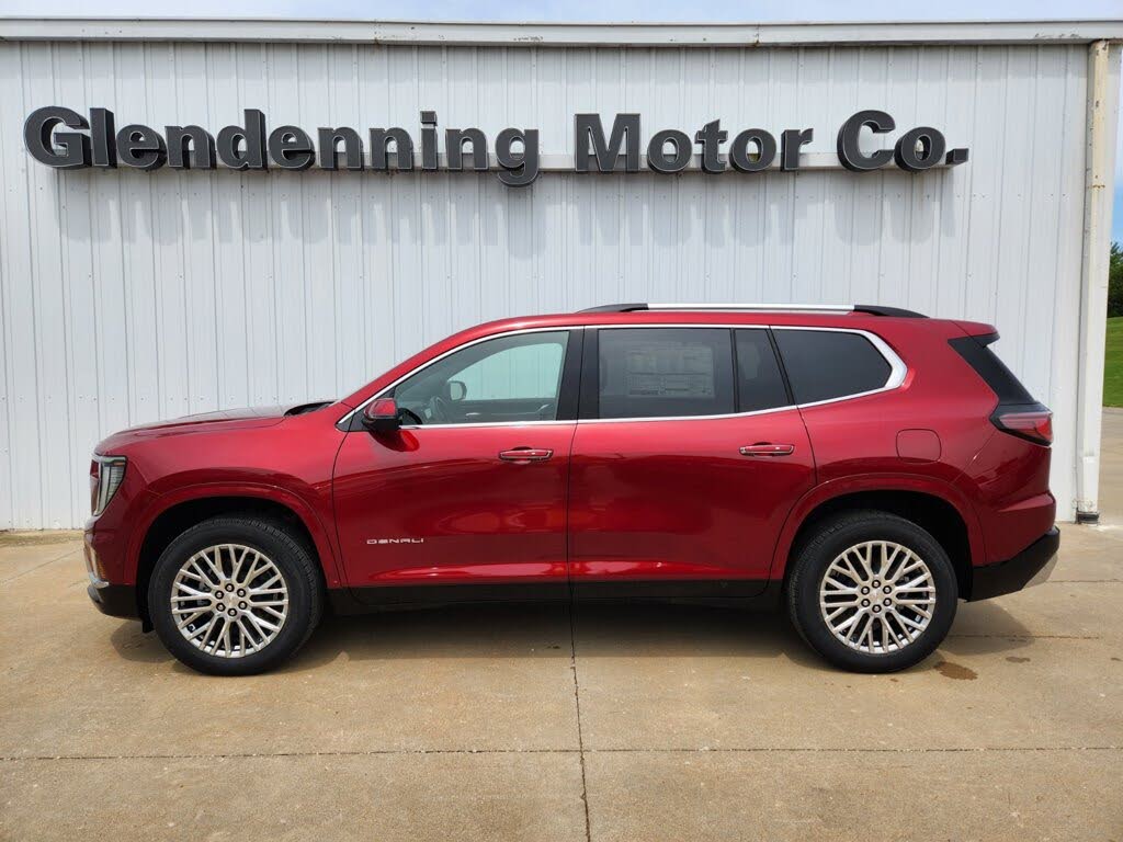 2026 GMC Acadia Denali AWD