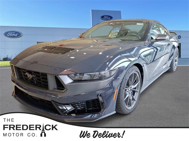 2025 Ford Mustang Dark Horse Fastback RWD