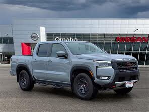 Nissan Frontier PRO-4X Crew Cab 4WD