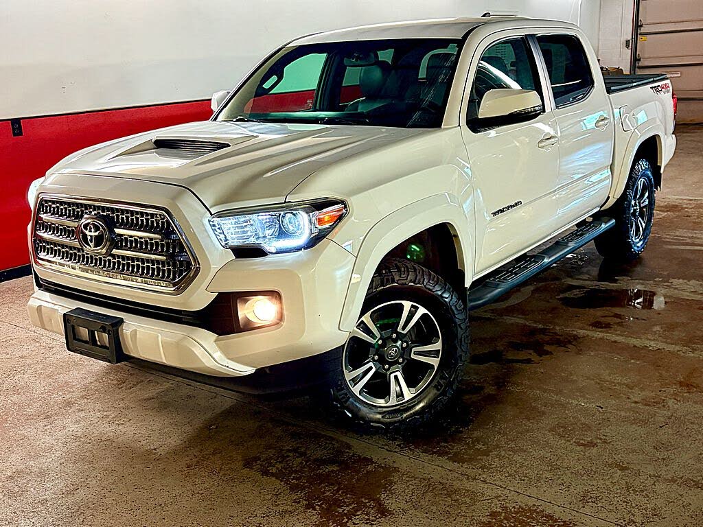 2016 Toyota Tacoma Double Cab V6 TRD Sport 4WD