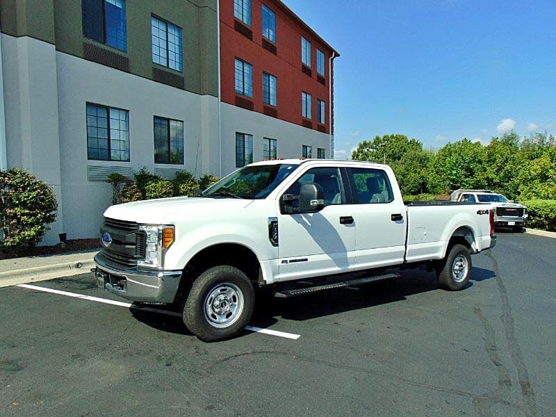 2017 Ford F-250 Super Duty XL Crew Cab 4WD