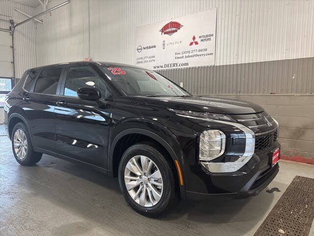 2025 Mitsubishi Outlander ES FWD