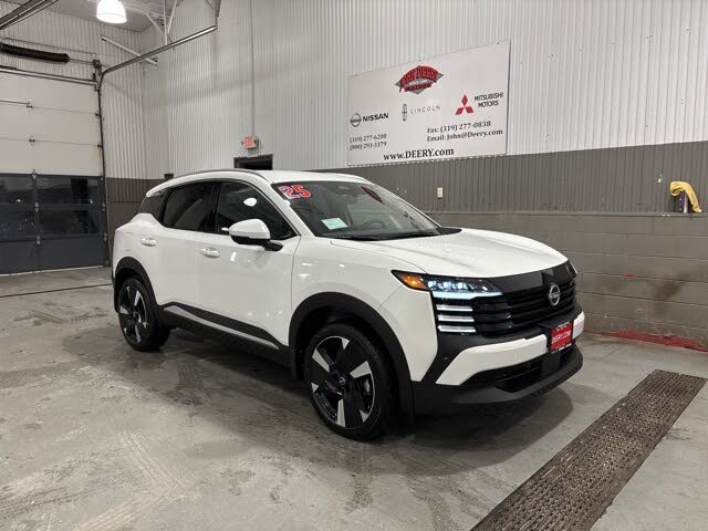 2025 Nissan Kicks SR AWD