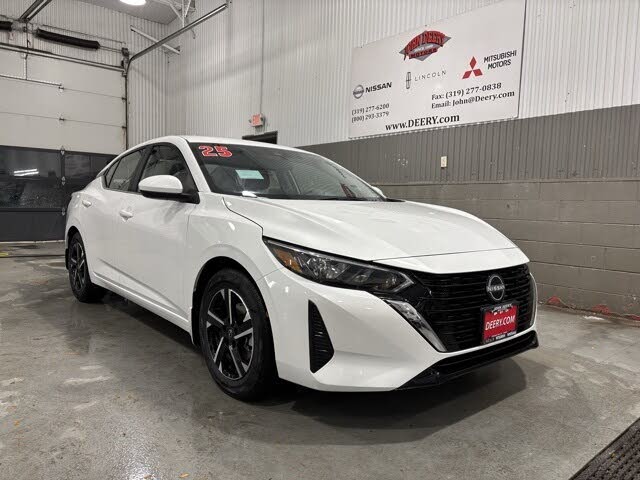 2025 Nissan Sentra SV FWD
