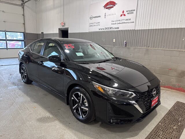 2025 Nissan Sentra SV FWD