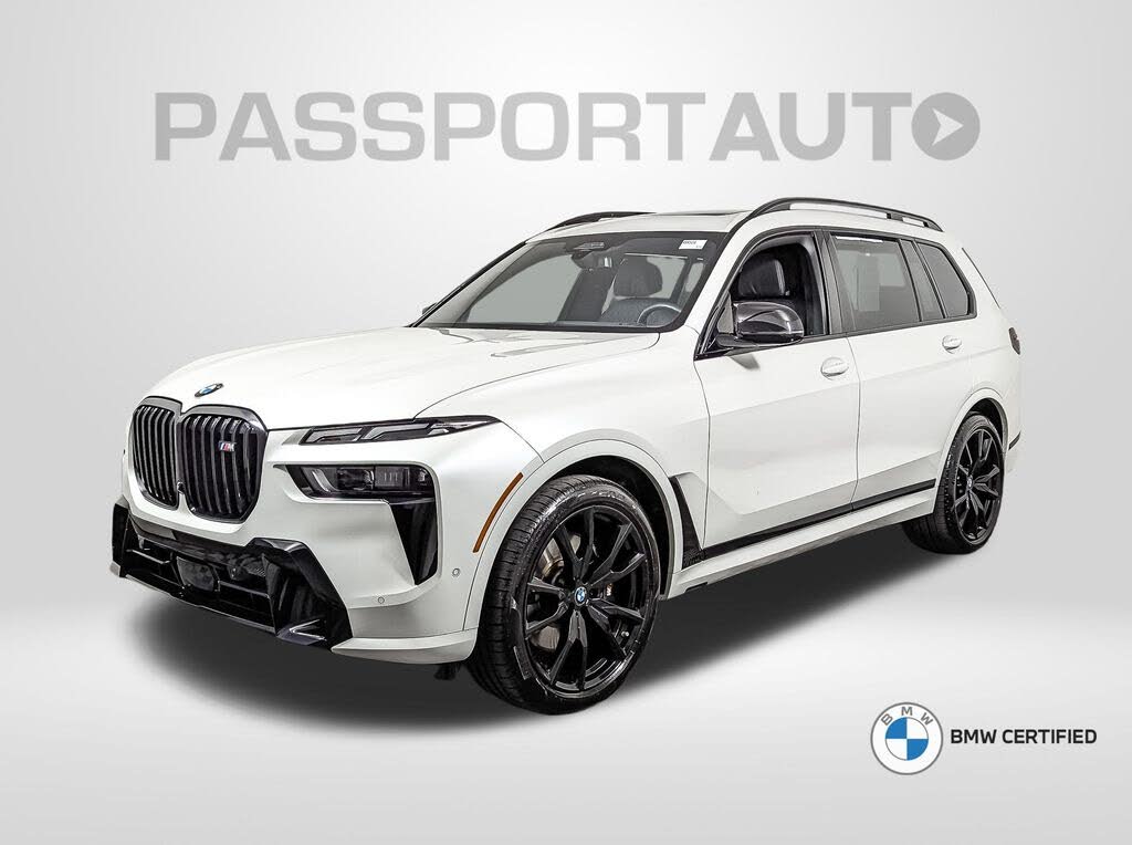 2025 BMW X7 M60i AWD