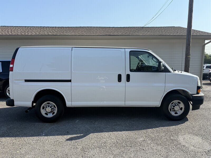 2020 Chevrolet Express Cargo 2500 RWD