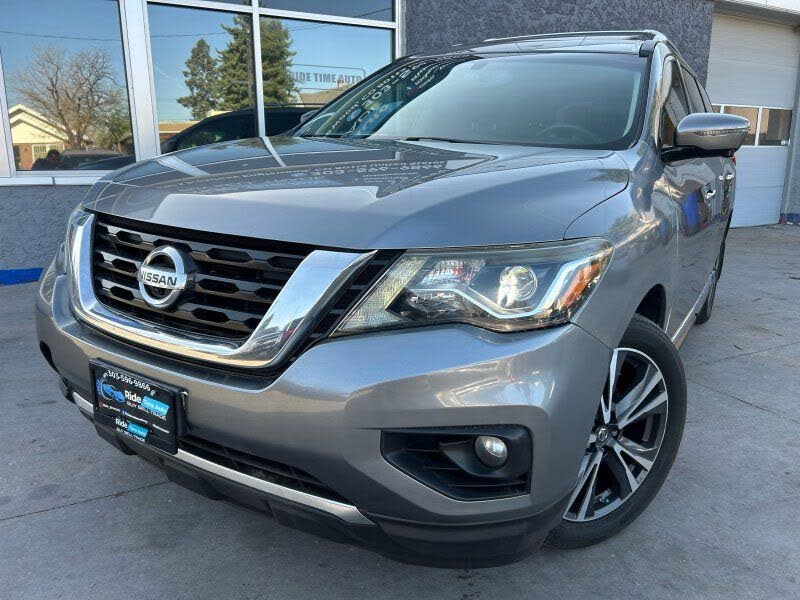 2017 Nissan Pathfinder Platinum 4WD