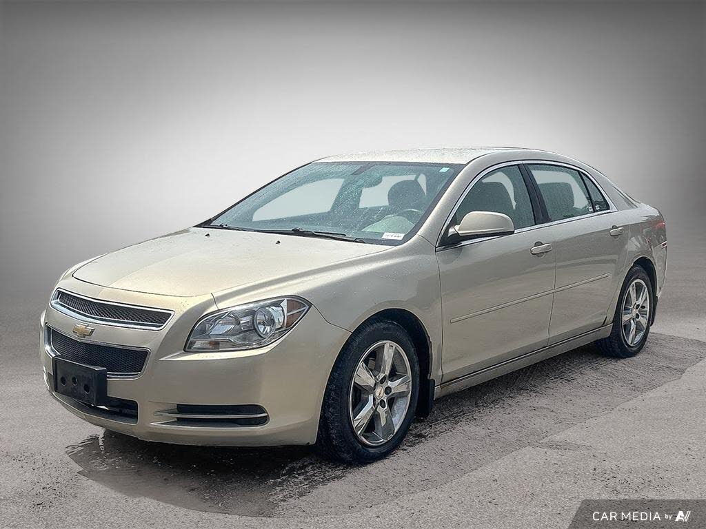 2011 Chevrolet Malibu 2LT FWD