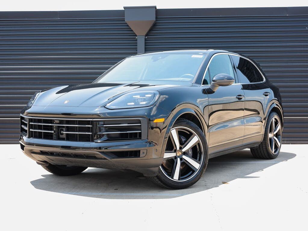 2025 Porsche Cayenne AWD