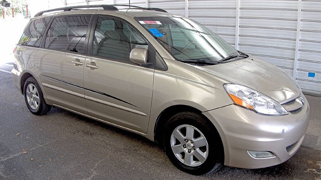 2008 Toyota Sienna CE 7 Passenger