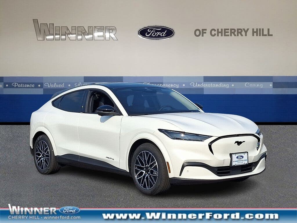 2025 Ford Mustang Mach-E Premium AWD