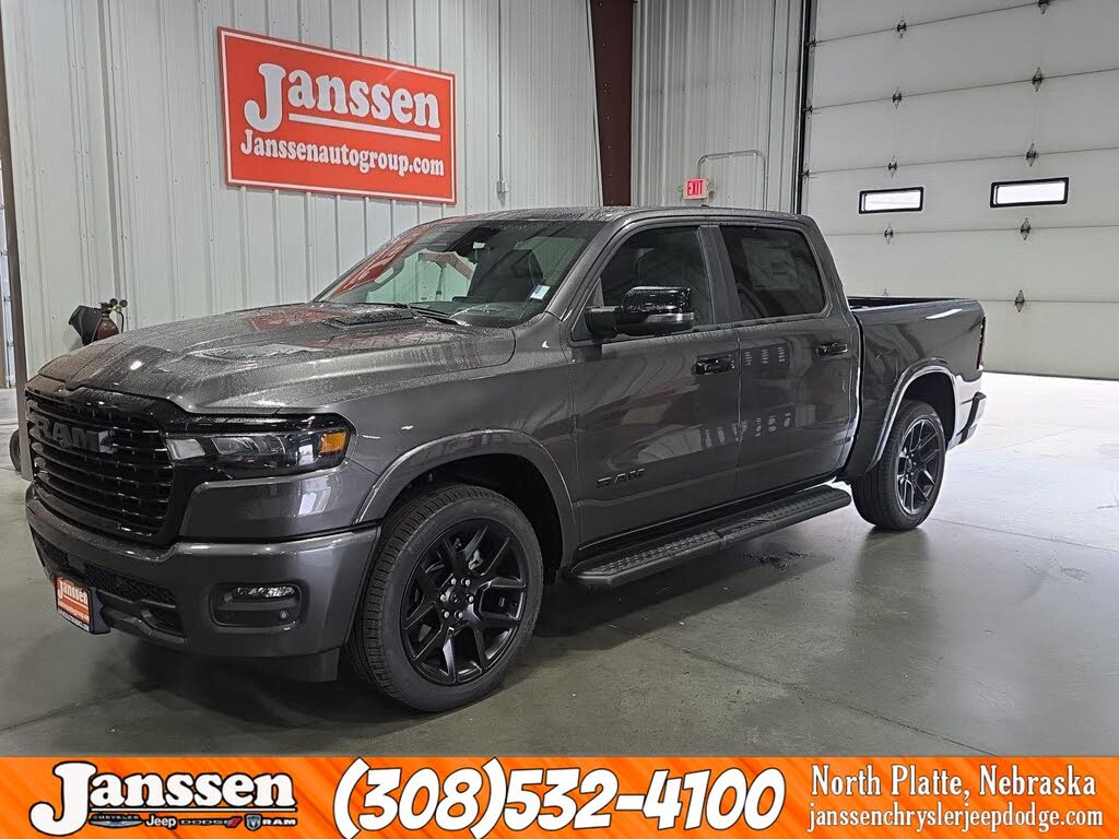 2026 RAM 1500 Laramie Crew Cab 4WD