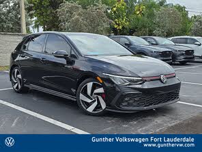 Volkswagen Golf GTI 2.0T S FWD